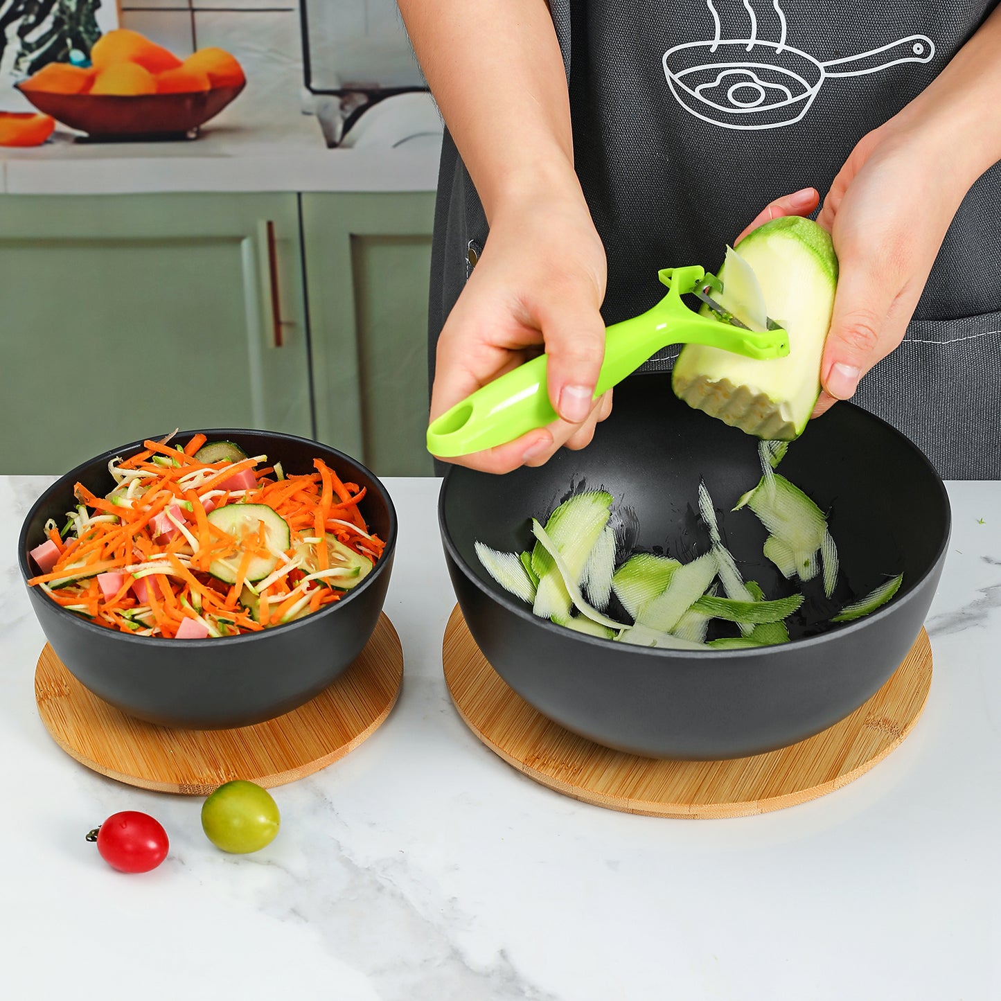 salad bowls set for mixing and storing salad
